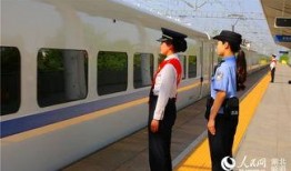 信阳高铁站爆料视频,视频揭秘站内设施与运营情况